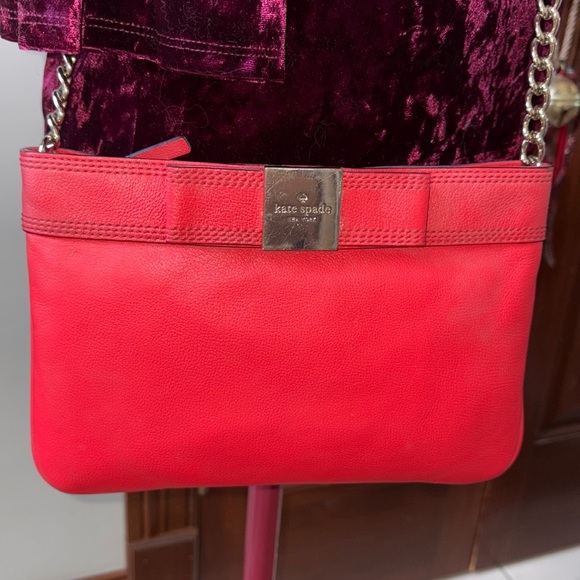 Kate Spade Crossbody bag leather orangeish red bow on front chain strap det - Picture 1 of 16